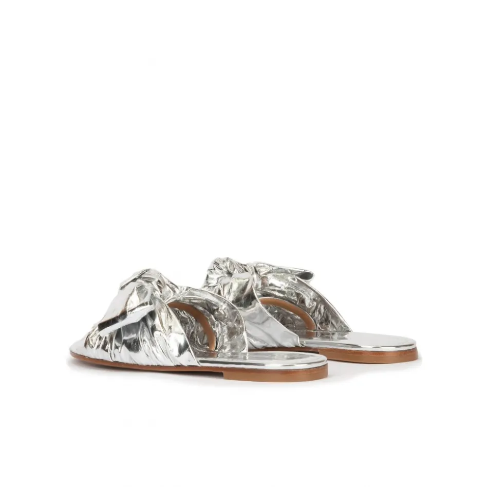 Quetty Flat sandals with bow detail made from silver fabric